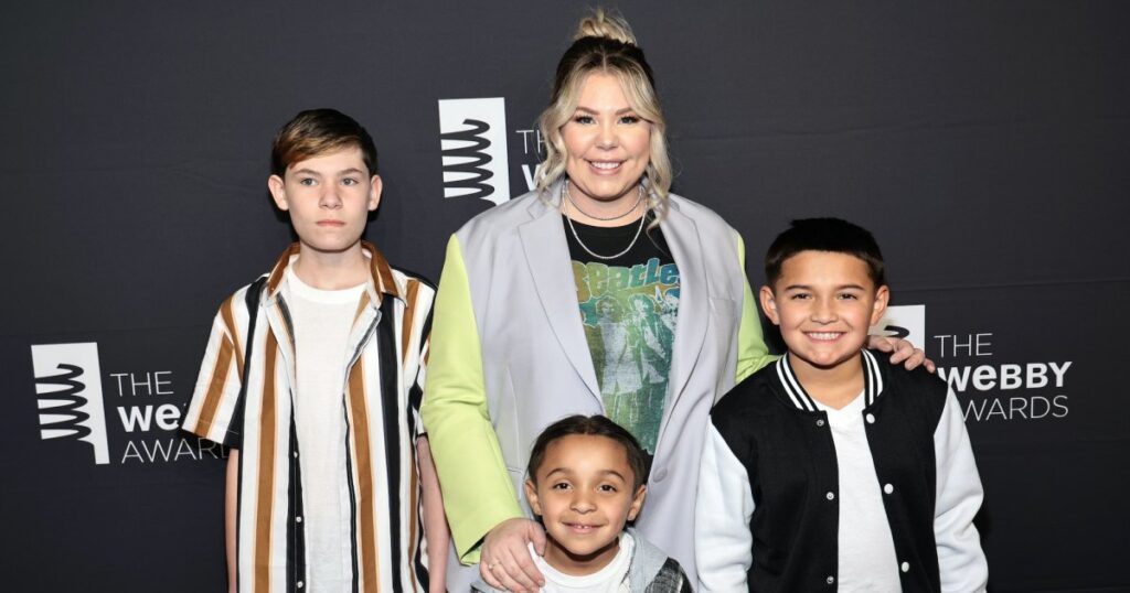 Kailyn Lowry’s Son Isaac Roasts Her New Balenciaga Bag and Gucci Hat ...